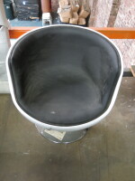 Tulip Style Swivel Chair in White Moulded Plastic, Upholstered in Black Faux Leather on a Chrome Base.