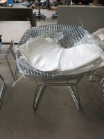 4 x Metal Wire Chairs with 4 x White Back Seat Cover.