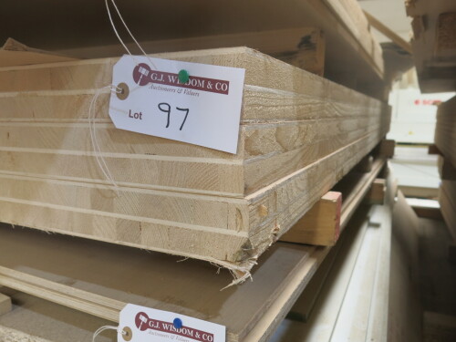 6 x Sheets of Plywood Blockboard , Size L2400mm x W1220mm x D30mm.