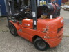 Heli h2000 Series 25 Gas Counterbalance Fork Lift Truck. Double Mast 3.3m Lift Height with Side Shift. Type HFG25, S/N 68400, Year 2005, Rated Capacity 2500kg, 4069 Hours. - 7