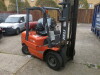 Heli h2000 Series 25 Gas Counterbalance Fork Lift Truck. Double Mast 3.3m Lift Height with Side Shift. Type HFG25, S/N 68400, Year 2005, Rated Capacity 2500kg, 4069 Hours. - 9