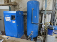 Hydrovane V18ACE08-4035S400 Air Compressor, S/N V18-000516-111, Complete with Vertical Receiver Tank, Owamat 4 Water Separator and Compair Chiller.