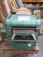 Wadkin Bursgreen 24" x 9" Planer/Thicknesser, Machine Number U03-67386.