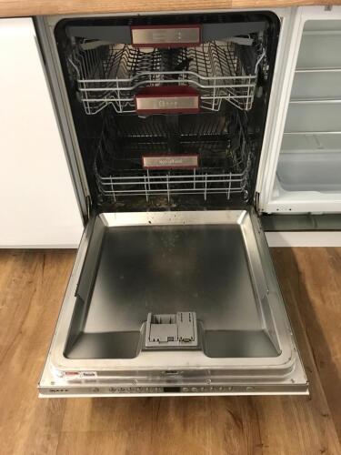 2nd Floor - Neff SI6P1B Integrated Dishwasher. NOTE: Buyer is required to disconnect and remove