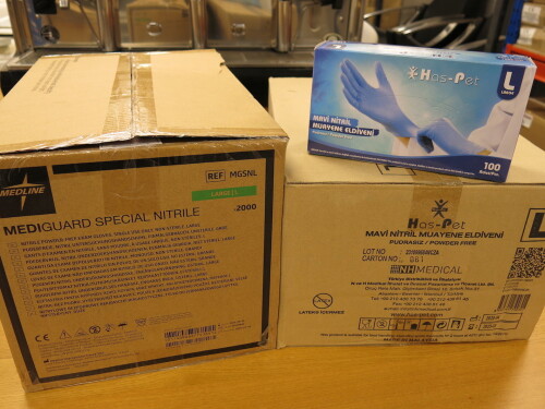 2 x Boxes of 20 x 100pcs Large Mediguard & Has-Pet Nitrile Powder Free Examination Gloves.