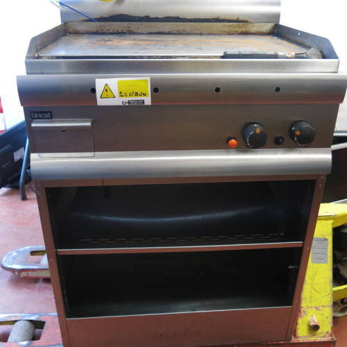 Lincat Gas Griddle Model GS7/N, S/N 30110203 with Stainless Steel Pedestal. Total Size (H) 95 x (W) 75 x (D) 60cm