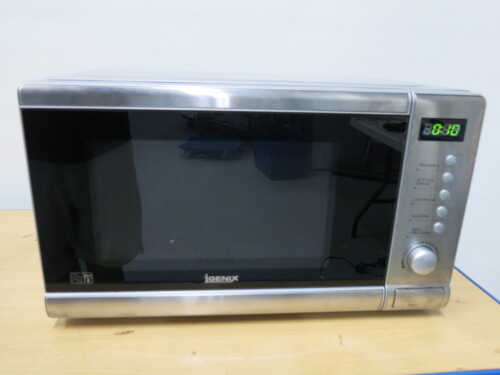 Igenix Microwave Oven, Model IG2060, 800 Watt.