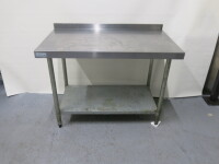 Vogue Stainless Steel Prep Table with Shelf Under, Size H90cm x W120cm x D70cm. NOTE: missing 1 plastic foot.