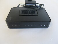 Netgear Wireless N Cable Gateway, Model VMDG280. Comes with Power Supply.