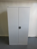 Silverline 2 Door 3 Shelf Metal Cabinet with Key. Size H183 x W92 x D46cm.