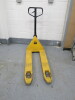 Hand Pallet Truck, Capacity 2000kg.