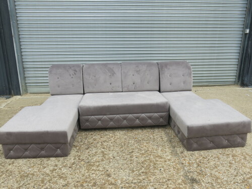 Grey Fabric U Shape Sofa Bed with Quilted Detail & Button Back. 2 Side Ottoman Sections, Centre Sofa Bed Section with Bag of Feet & Fixings. Size H85 x W290 x D170cm. NOTE: missing side arm sections.
