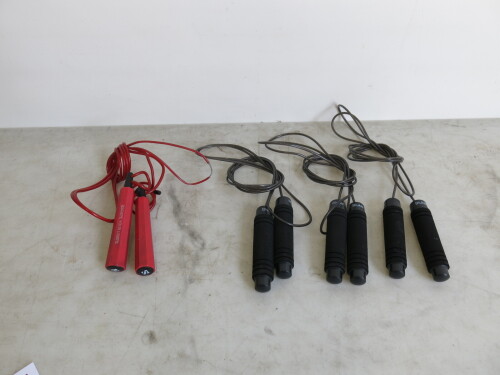 4 x Assorted Skipping Ropes to Include: 3 x Blukar & 1 x Escape.