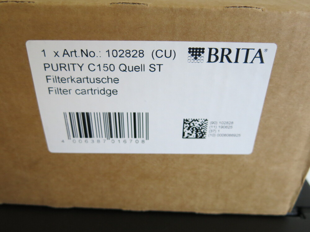 ake0211ページ Azkoyen Boxed/New Hot Drinks Vending Machine, Model ZEN 5 GB/B/EFB