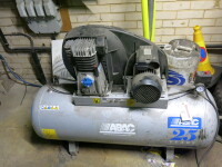 Abac Air Compressor, Model Pro A39B 200 FM3 UK025Y, DOM 2017. NOTE: Sold for spares & repair, A/F.