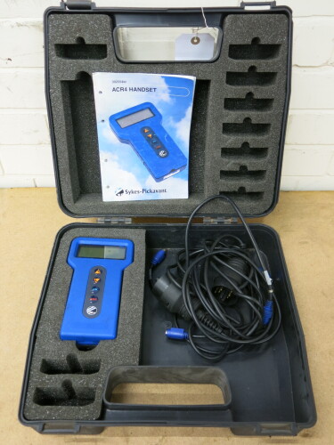 Sykes Pickavant ACR4 Handset, Application Pod for BMW, Model 300598. Comes in Carry Case with 2 x Leads & Manuals (As Viewed).