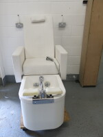 Made in Italy Pedicure Chair with Foot Spa, Model Foot Spa 8998, DOM 2018, 240V, Upholstered in white Vinyl. Fully Adjustable Seat with Adjustable Arms, Back Massage, Whirlpool with Led Light & Controller. NOTE: unable to power up due to electrical fault.