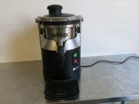 Hamilton Beach Commercial Otto Heavy Duty Juicer, Model HJE960-UK, Type GJ37, S/N 9642455. Financed New 09/21 £1914.00. 