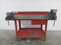 American Pro Workbench, Model AP1015 with Record No 25 Vice & Sealey 150mm Bench Vice, Model OV150XT. Bench Size H100 x W150 x D65cm.