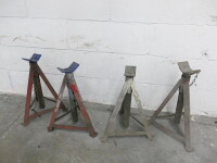 4 x 2500kg Axle Stands.