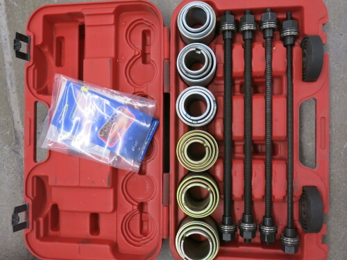 Blue-Point Universal Puller Set.