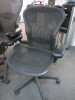 4 x Herman Miller Aeron B Office Chairs. - 2