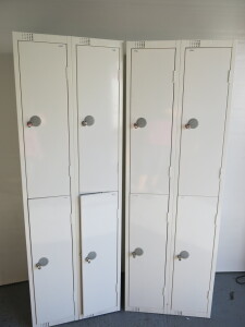 Bank of 4 Elite Personnel Padlock Lockers.