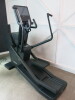 Technogym Synchro Artis Cross Trainer, Model DB503U, S/N DB503U18000458, DOM 11/2018. - 2