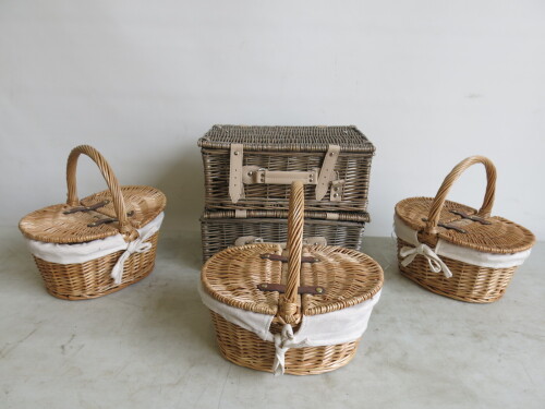 5 x Assorted Wicker Baskets