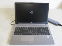 HP 15.5" Laptop, Model 250 G7. Comes with Power Supply. NOTE HDD Removed.