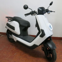 GK22 WMV: Niu NQi GT Electric Scooter, Mileage 4. Comes with V5,  2 x Keys, 4 x Fobs, 2 x Batteries Model NIU Energy 60B2/35AH, Dual Charger Converter, Pro Cargo Charger, User Manual & Floor Mat.