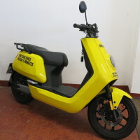 GK71 XSY: Niu NQi GTS Pro Electric Scooter, Mileage 1652.Comes with V5, 1 x Key, 1 x Fob, 1 x Battery Model NIU Energy 60B2/35AH & Battery Charger Model PLD840.