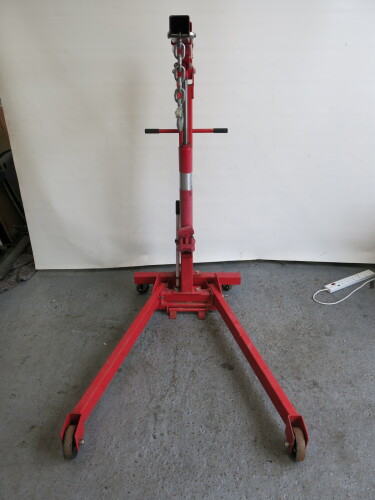 Clarke Strongarm Engine Hoist, Model CFC100, Max Working Load 1000kg. NO VAT ON LOT.