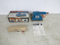 Black & Decker DN41 Sander. Comes in Original Box & Instruction Leaflet.