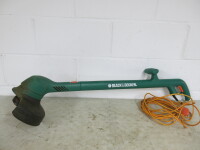 Black & Decker GL544C Grass Strimmer.