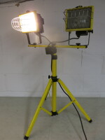 Stanley Tripod, Height Adjustable, Twin Halogen Bulb Worklight.