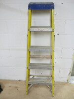 Youngman 4 Tread Fold-Out Step Ladder.