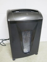 Swordfish Cross Cut Paper Shredder, Model 1400XCD.