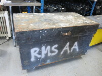 Mobile 2 Chubb Lock Tool Chest, Size H75 x W120 x D65cm. NOTE: locked no key.