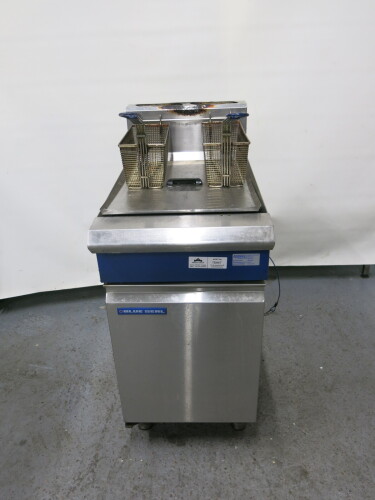 Blue Seal Twin Tank Twin Basket Gas Deep Fat Fryer, Model GT46, S/N 727232, Size H109 x W45 x D81cm.