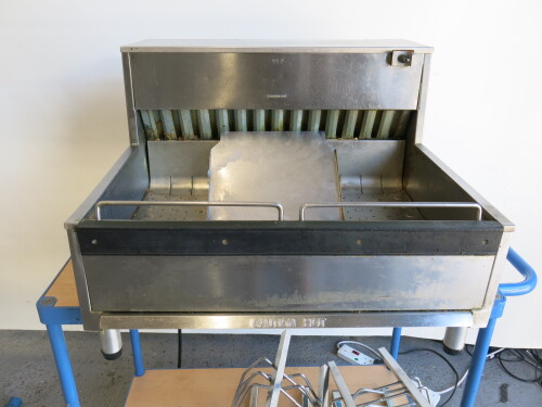 Electric Stainless Steel Tabletop Heated Chip Skuttle, Size H53 x W71 x D69cm.