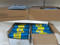 4 x Boxes of Tristar Handyman Blue Rubble Sacks to Include: 2 x Boxes of 200 Size 20 x 30" & 2 x Boxes of 120 32 x 32".