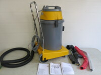 Ghibli & Wirbel Classic Line Model 400P Wet & Dry Vacuum Cleaner, S/N 1219-086406 (As New/Boxed)