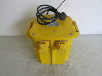 Team Electrical 110v Transformer 5000 KVA, Triple Outlets, S/N 001052