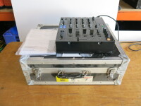 Pioneer DJM-800 4 Channel Mixer in Flight Case.