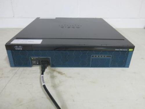 Cisco 2900 Series Integrated Services Router, Model 2921