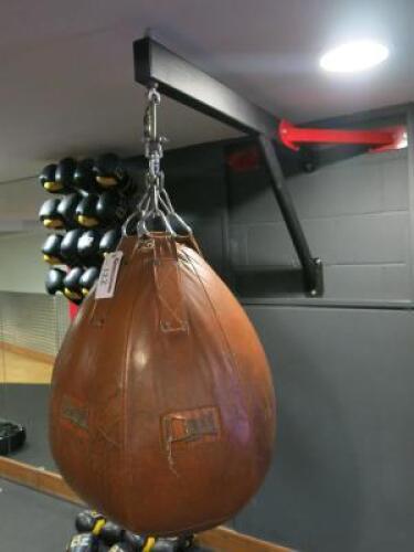 Lonsdale Brown Leather Uppercut Punchbag with Wall Bracket.