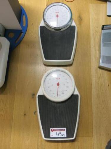 2 x Seca Weighing Scales.