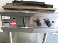 Lincat Freestanding Thermostatic Controlled Smooth Plate Double Griddle, Model OG7201N, Type AOO4, with Shelf Under on Castors. Size H104 x W70 x D75cm. NOTE: Condition: Plate may need reconditioning & cleaning (As Viewed/Pictured).