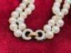 Twin Row Pearl Bracelet with 18ct Gold Clasp in Presentation Case. - 5